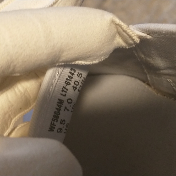 Keds woman's size 9.5 ortholite slip-on sneakers with gold band -NWOT - Picture 13 of 16